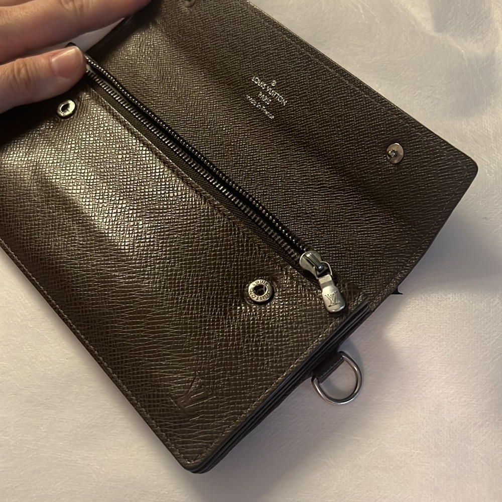 Like New Authentic Louis Vuitton Wallet Brown Saffiano Leather Italian - Picture 8 of 16